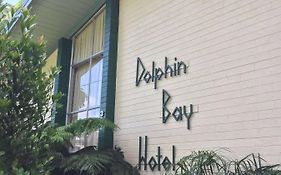 Dolphin Bay Hotel Hilo